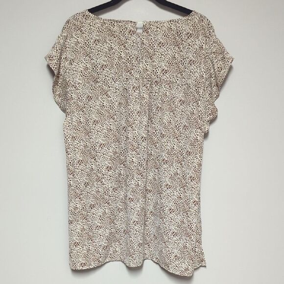 Tan and Brown Ruffled Blouse with Relaxed Fit - Picture 4 of 6